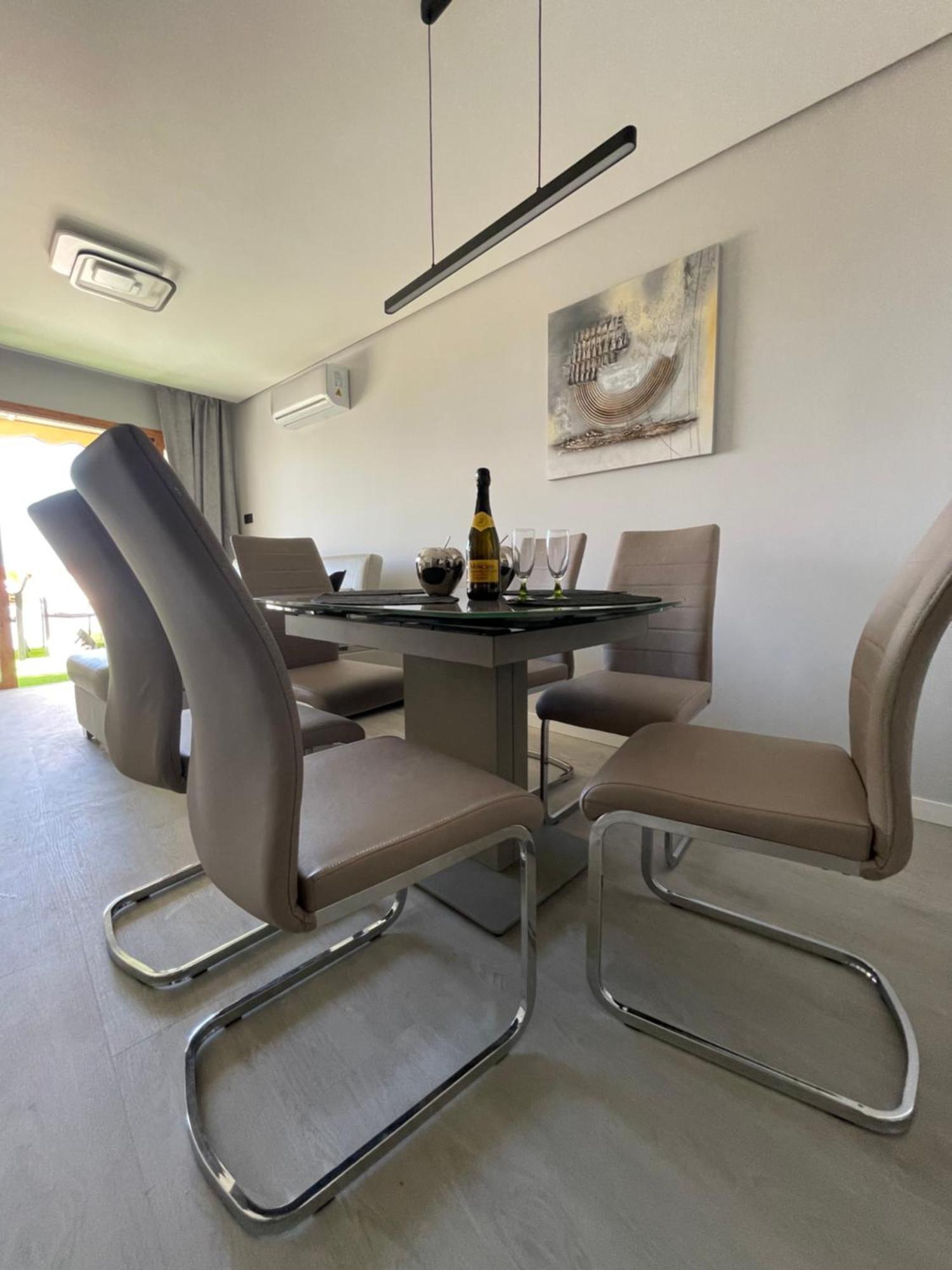 Apartment Geranios Paradise