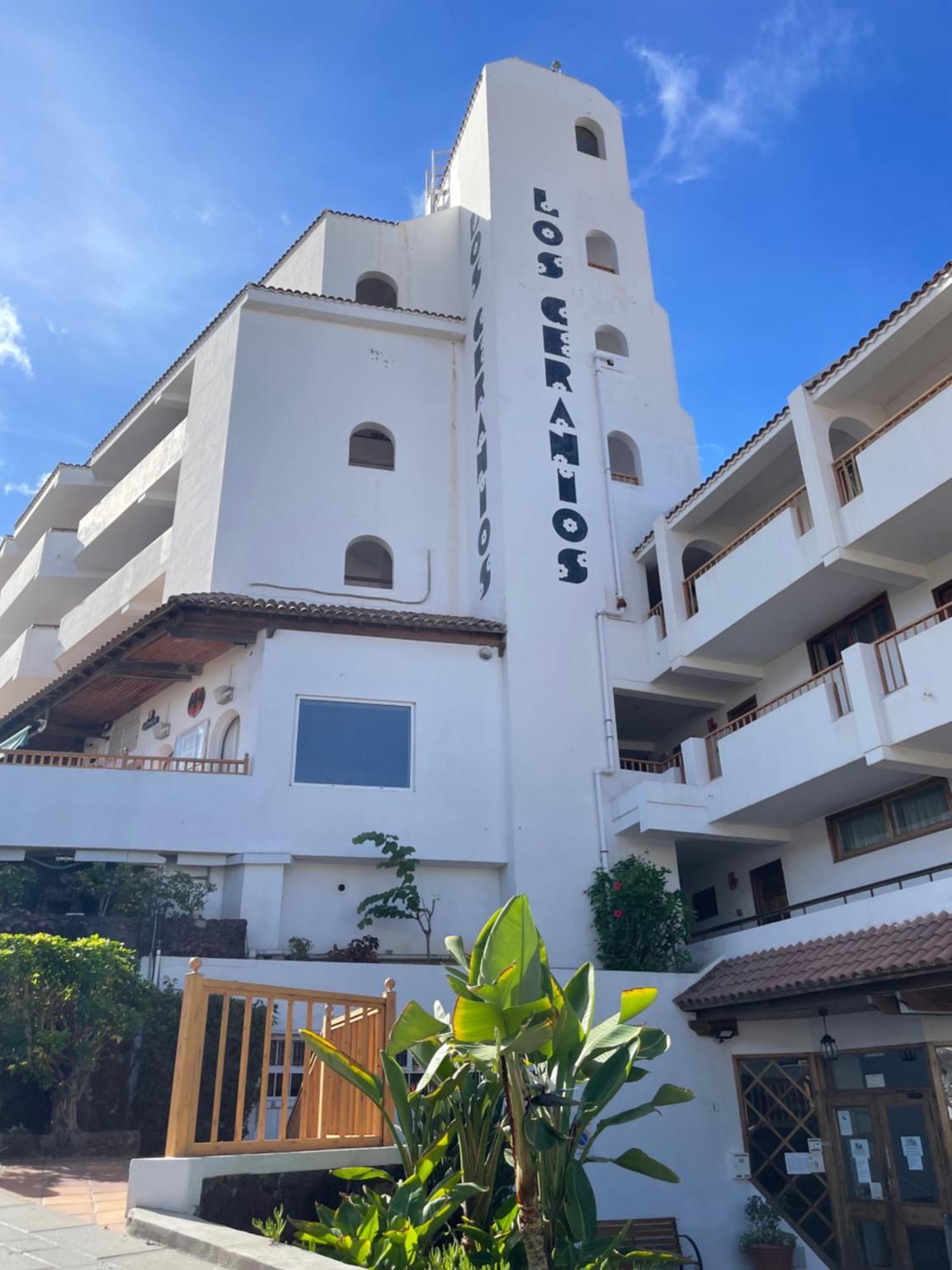 Apartment Geranios Paradise *